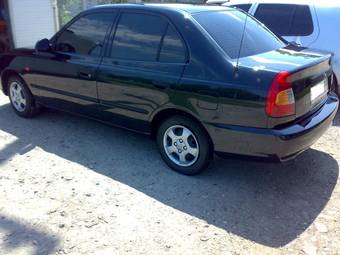 2008 Hyundai Accent Photos