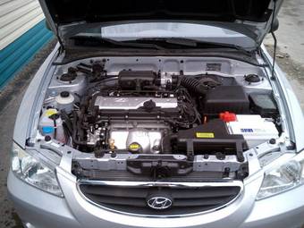 2009 Hyundai Accent Wallpapers