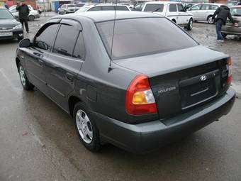 2009 Hyundai Accent Photos