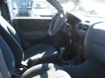 2009 Hyundai Accent Pictures