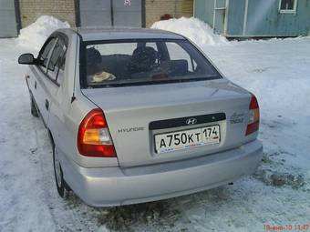 2009 Hyundai Accent Photos