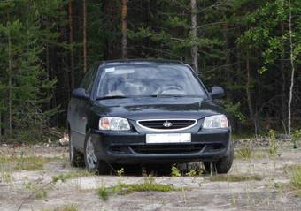 2009 Hyundai Accent Photos