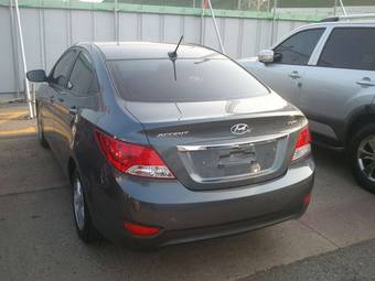 2011 Hyundai Accent Photos