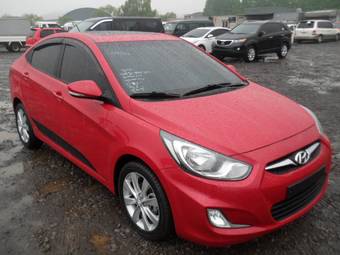 2011 Hyundai Accent Pictures