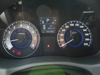 2011 Hyundai Accent Pictures