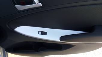 2012 Hyundai Accent Wallpapers