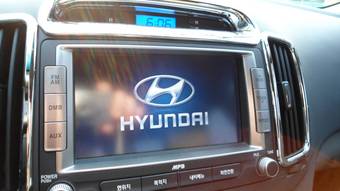 2010 Hyundai Avante Pictures