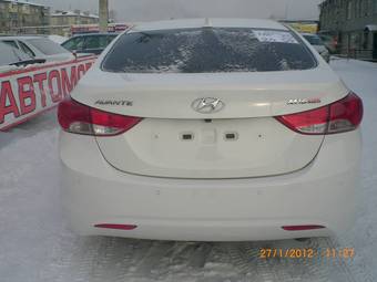 2011 Hyundai Avante Photos