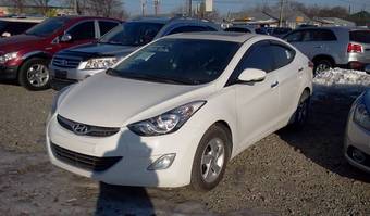2011 Hyundai Avante Photos