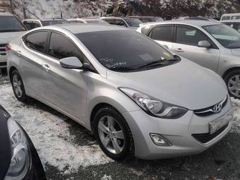2011 Hyundai Avante Pictures
