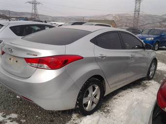2011 Hyundai Avante Photos