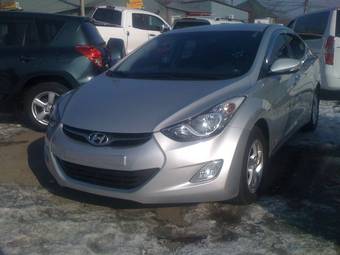 2011 Hyundai Avante Photos