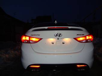 2011 Hyundai Avante Photos