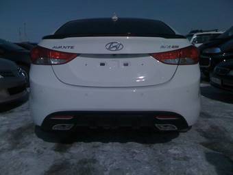 2011 Hyundai Avante Images
