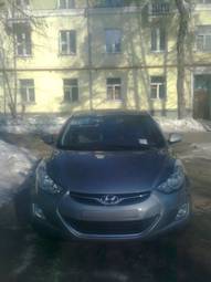 2011 Hyundai Avante Photos