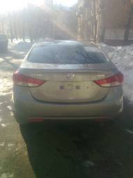 2011 Hyundai Avante Photos