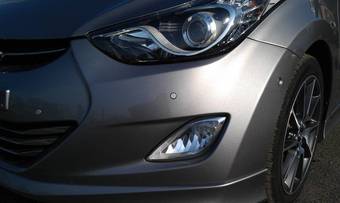 2011 Hyundai Avante Pics