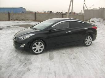 2011 Hyundai Avante Pics