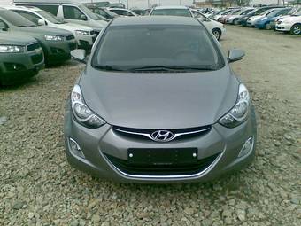 2011 Hyundai Avante Photos