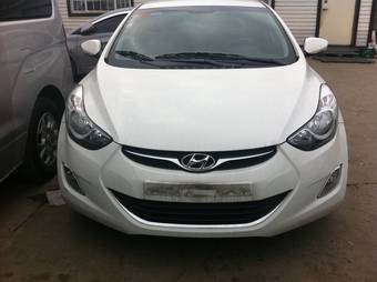 2011 Hyundai Avante Pictures
