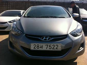 2011 Hyundai Avante Pictures