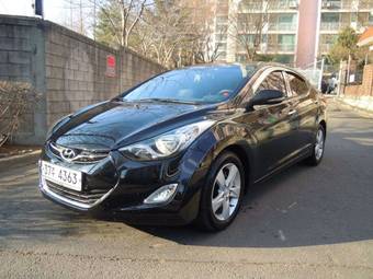 2011 Hyundai Avante Photos