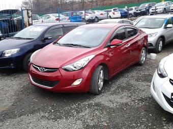 2011 Hyundai Avante Photos