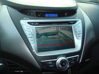 2011 Hyundai Avante Photos