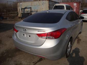2011 Hyundai Avante Pictures