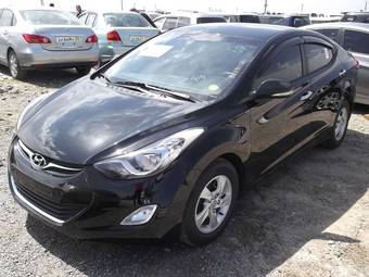 2011 Hyundai Avante Pictures