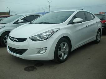 2011 Hyundai Avante Photos