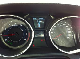 2011 Hyundai Avante Pictures