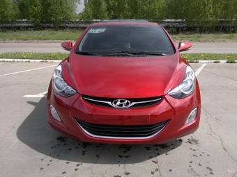 2011 Hyundai Avante Photos
