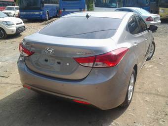 2011 Hyundai Avante Photos