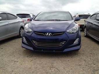 2011 Hyundai Avante Pics