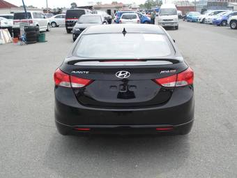 2011 Hyundai Avante Images
