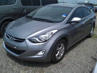 2011 Hyundai Avante Photos