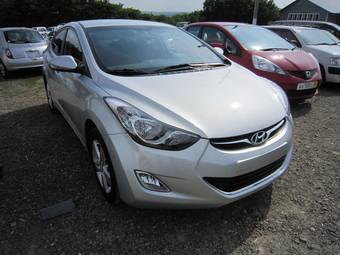 2011 Hyundai Avante Pictures