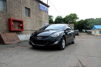 2011 Hyundai Avante Photos