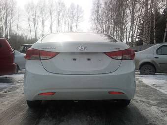 2012 Hyundai Avante Photos