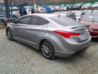 2012 Hyundai Avante Wallpapers