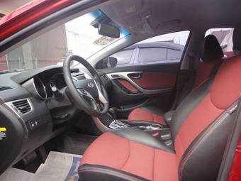2012 Hyundai Avante Photos