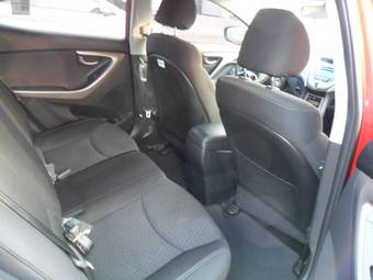 2012 Hyundai Avante Photos