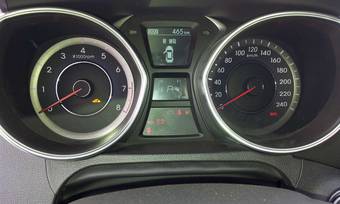 2012 Hyundai Avante Images