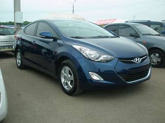 2012 Hyundai Avante Photos