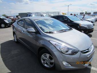 2012 Hyundai Avante Photos