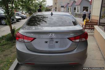 2012 Hyundai Avante Photos