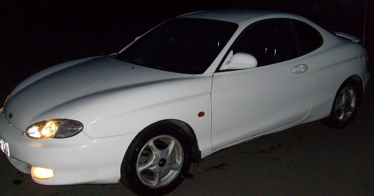 1997 Hyundai Coupe specs, Engine size 2000cm3, Fuel type