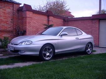 1998 Hyundai Coupe Pictures