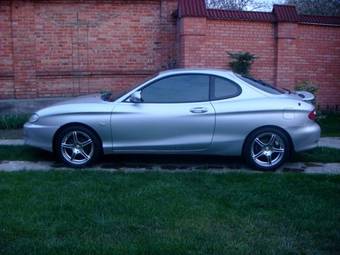 1998 Hyundai Coupe Photos